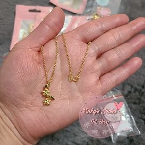 18K Gold Flower Necklace